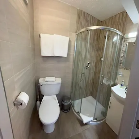 Ashgrove House Holiday home *
